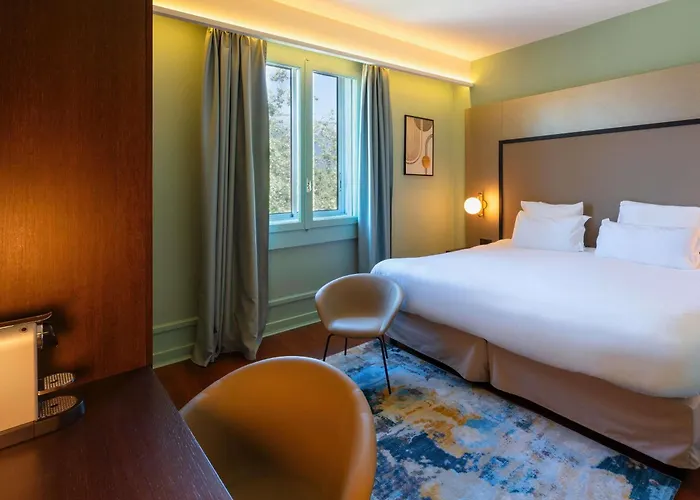 Le Splendid Hotel Lac D'Annecy - Handwritten Collection